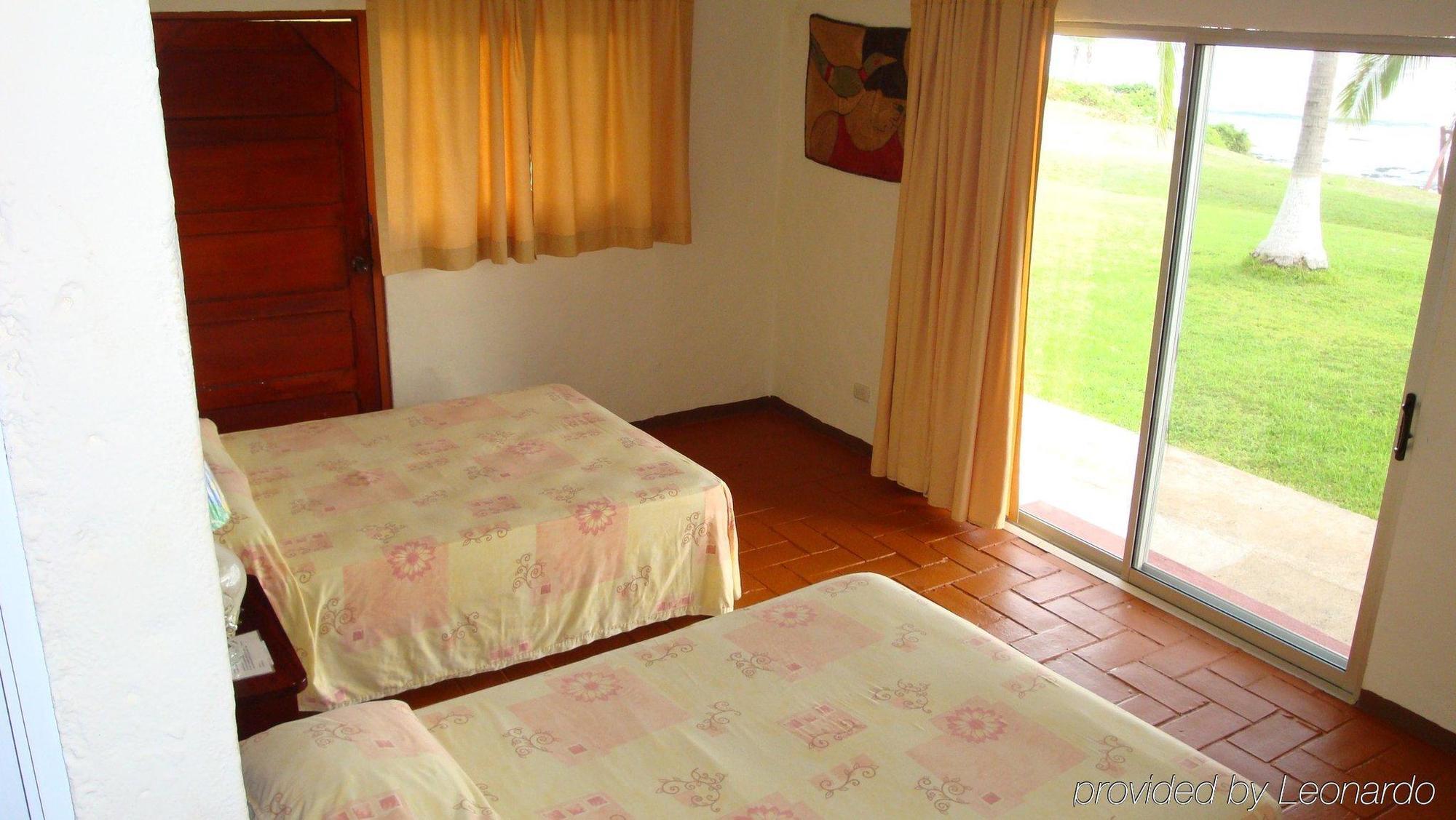 Hotel Iguanazul Playa Junquillal Quarto foto